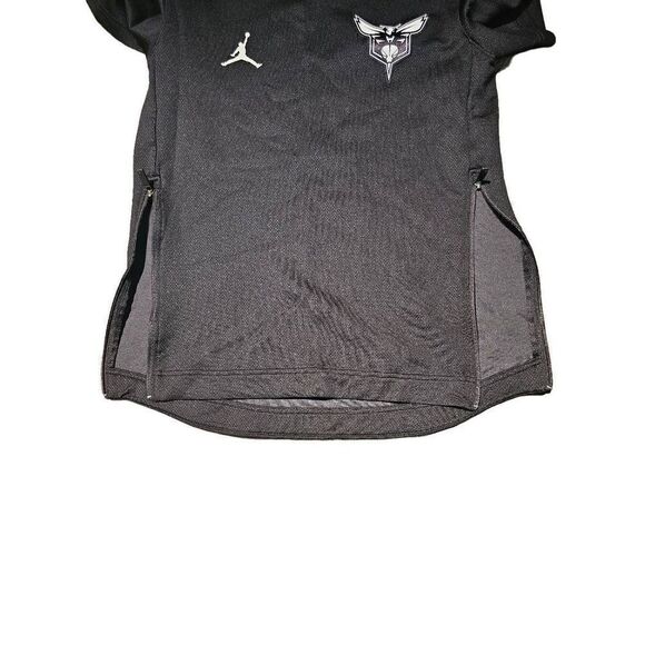 NBA Authentic Jordan Charlotte Hornets Short Sleeve Top, EUC - Picture 3 of 11